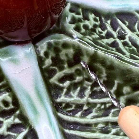 Vintage Majolica Cabbage Leaf Serving Plate With Fruit Accents 12 inch - Picture 6 of 8